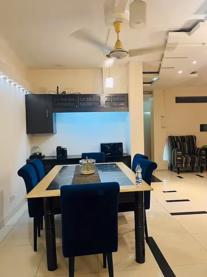 The shared dining area at Tourist Living Suites